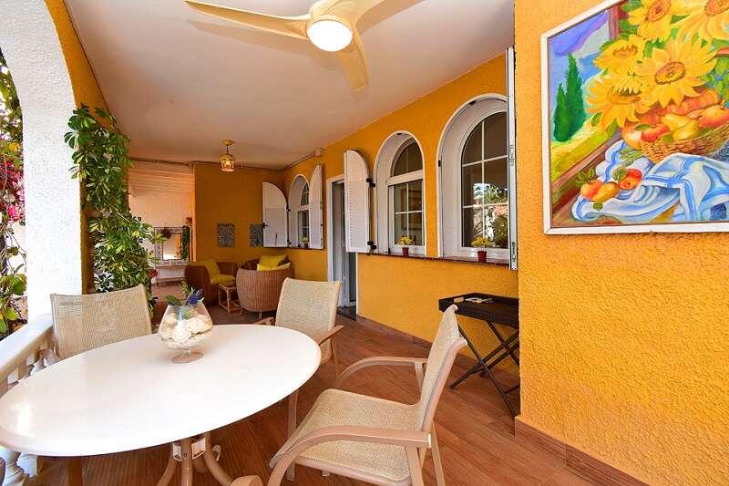 2 Cuarto Villa en venta