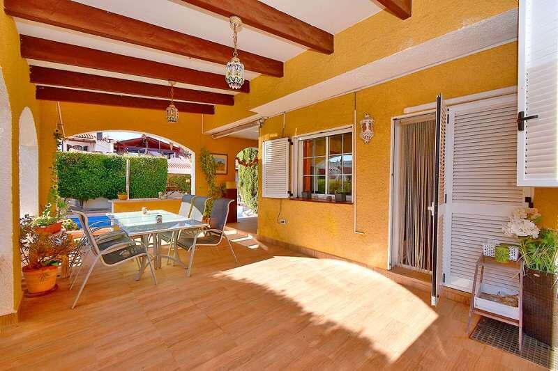 2 Cuarto Villa en venta