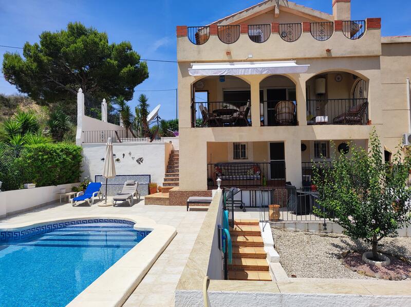 Villa en venta en Zeneta, Murcia