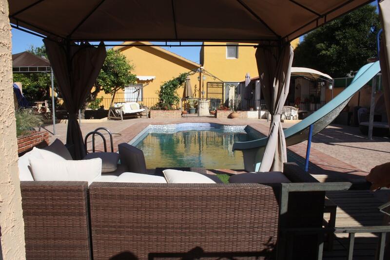4 Cuarto Villa en venta
