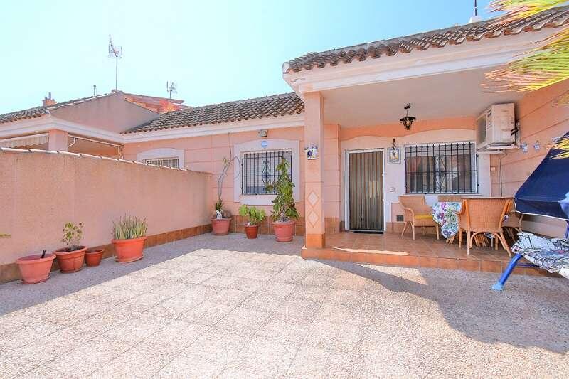 3 Cuarto Villa en venta
