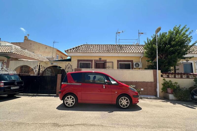 2 Cuarto Villa en venta