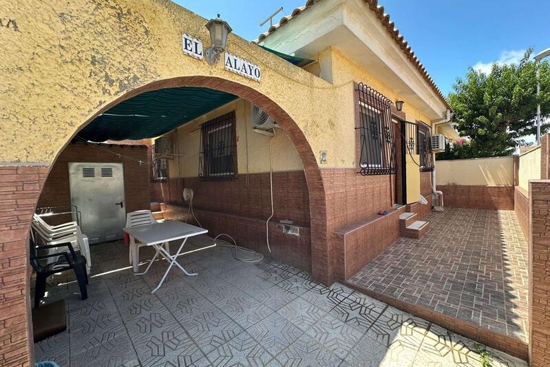 2 Cuarto Villa en venta