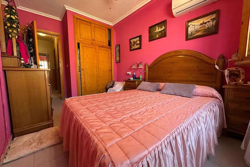 2 Cuarto Villa en venta