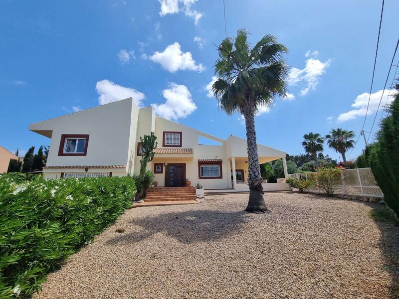 5 soverom Villa til salgs