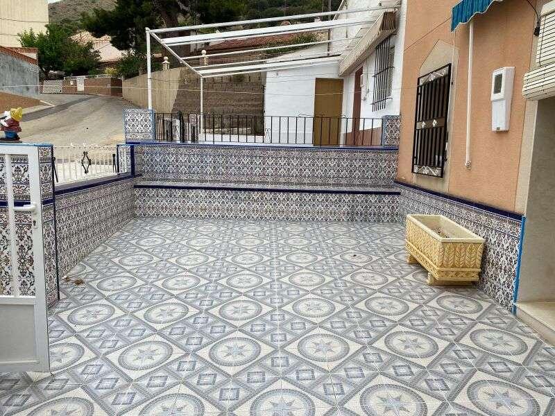 Villa en venta en Portman, Murcia