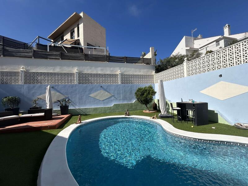 4 slaapkamer Villa Te koop