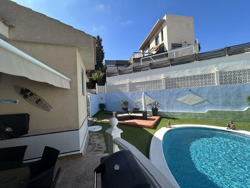 4 slaapkamer Villa Te koop