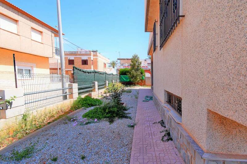 5 bedroom Villa for sale