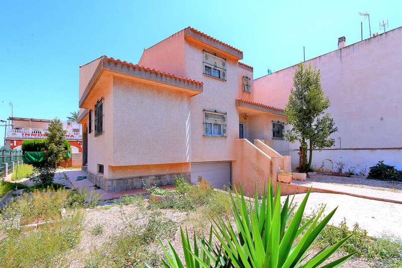 5 bedroom Villa for sale