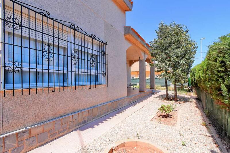5 bedroom Villa for sale