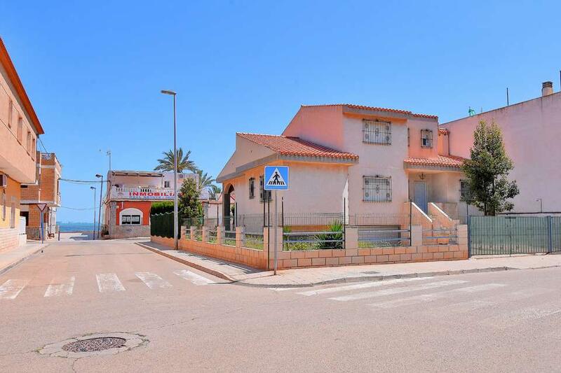 5 bedroom Villa for sale