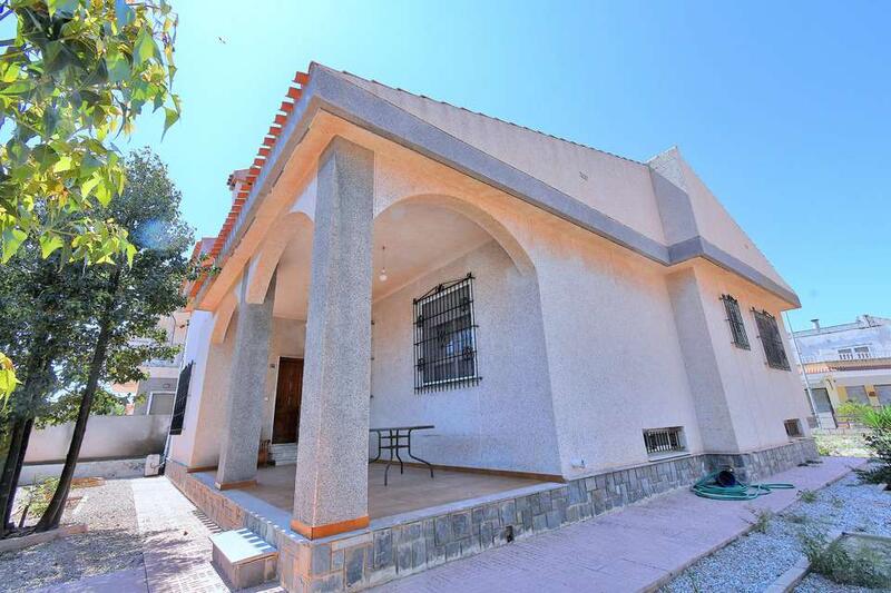 5 bedroom Villa for sale