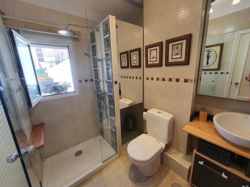 3 bedroom Apartment for sale
