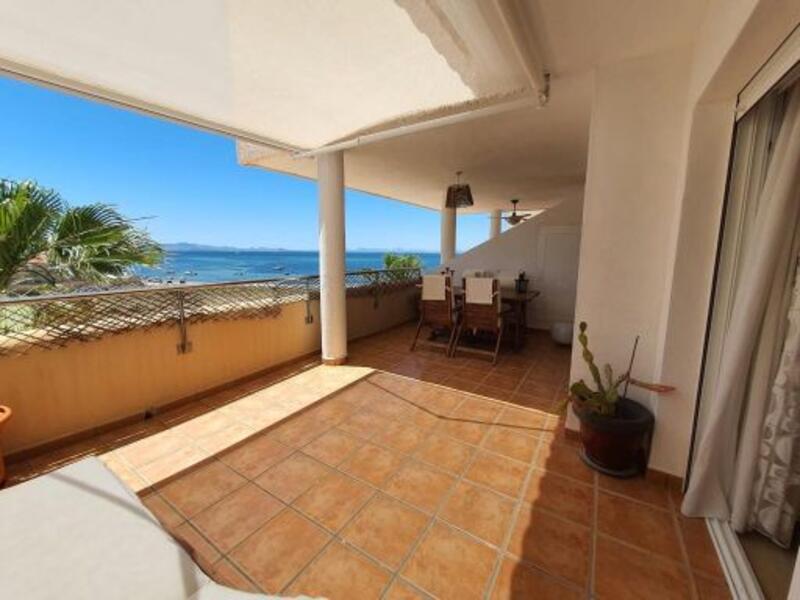 3 bedroom Apartment for sale