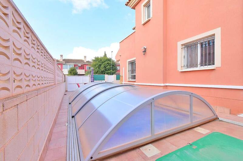 3 bedroom Villa for sale