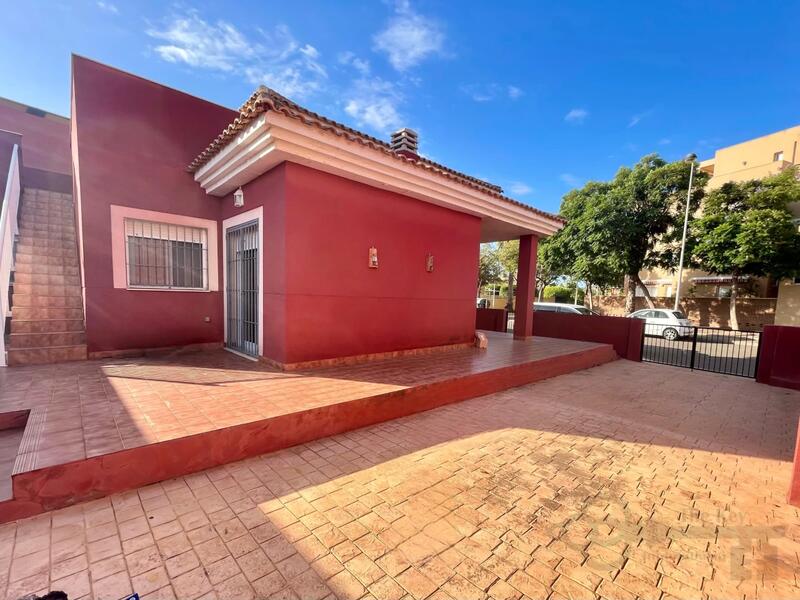 вилла продается в Los Urrutias, Murcia