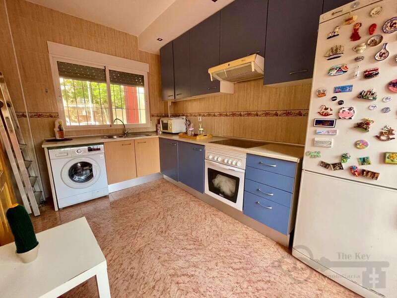 3 спальная комната вилла продается