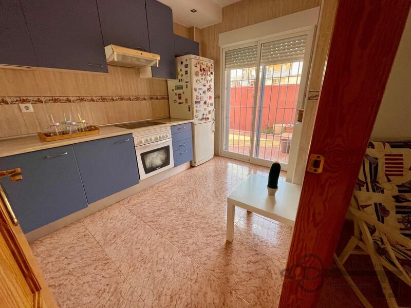 3 спальная комната вилла продается