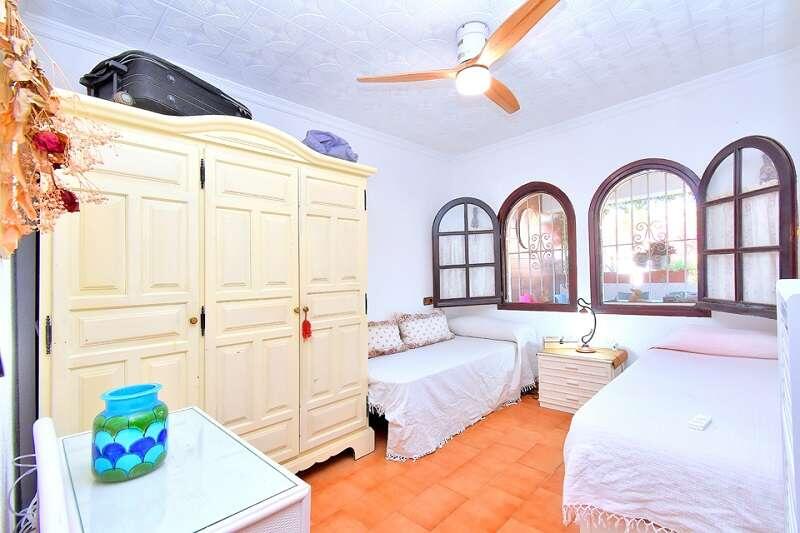 2 спальная комната вилла продается