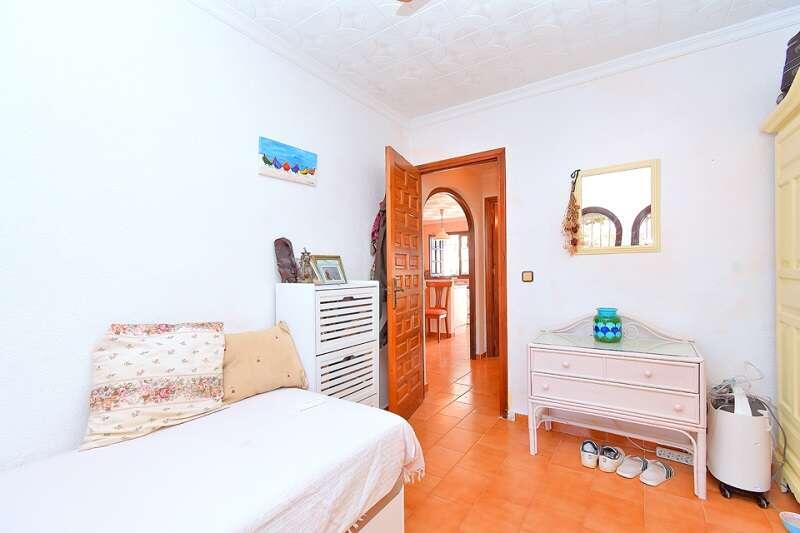 2 спальная комната вилла продается