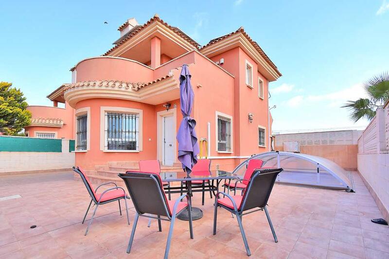 Villa til salg i Los Urrutias, Murcia Villa til salg i Los Urrutias, Murcia