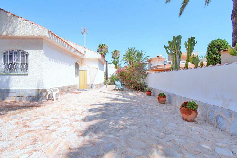 3 chambre Villa à vendre 3 chambre Villa à vendre