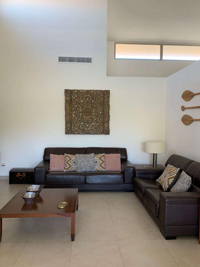 4 slaapkamer Villa Te koop
