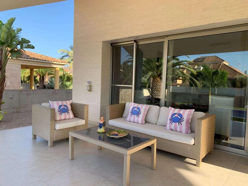 4 slaapkamer Villa Te koop