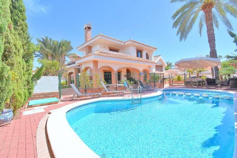 вилла продается в Estrella Mar, Murcia