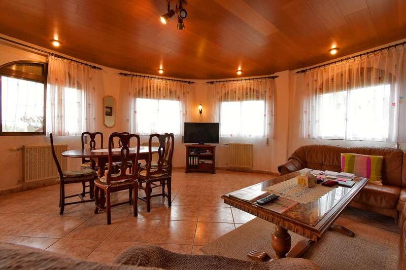 3 slaapkamer Villa Te koop 3 slaapkamer Villa Te koop