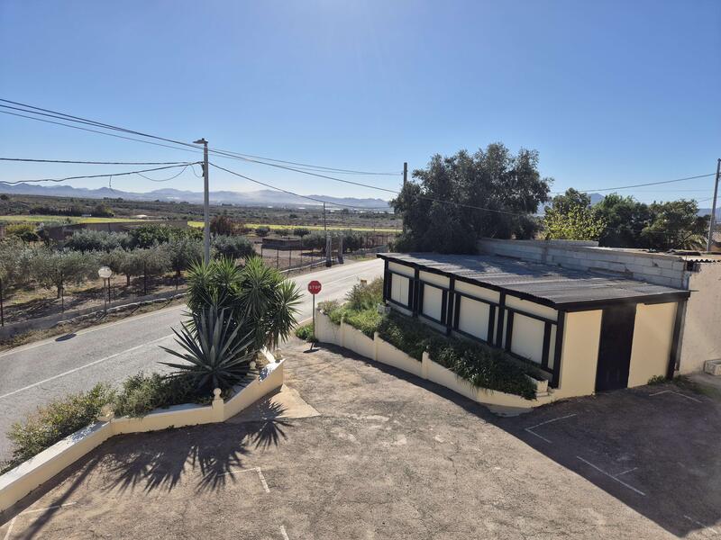 6 Cuarto Villa en venta