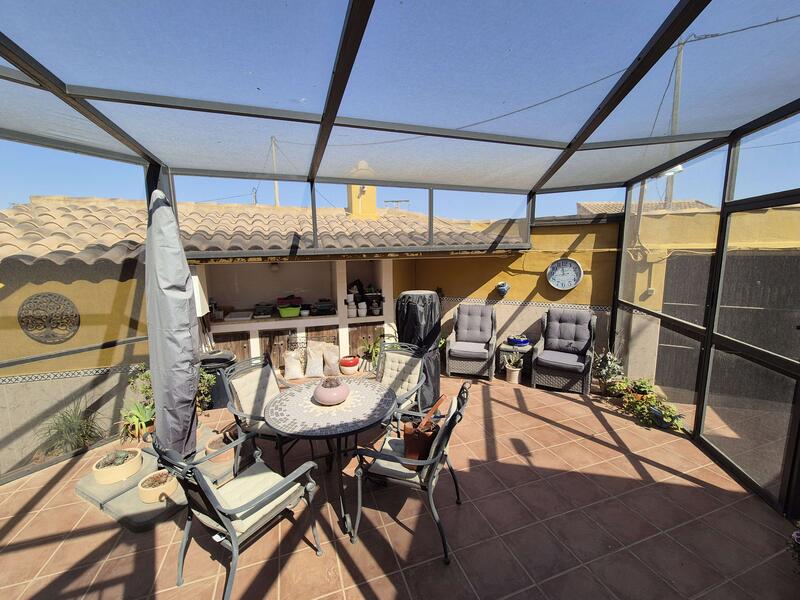 4 Cuarto Villa en venta