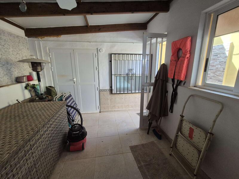 4 Cuarto Villa en venta