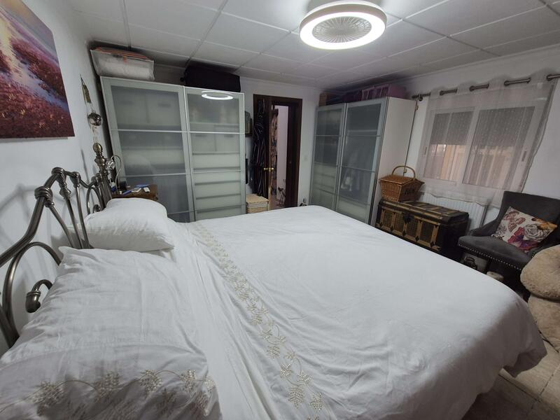 4 Cuarto Villa en venta