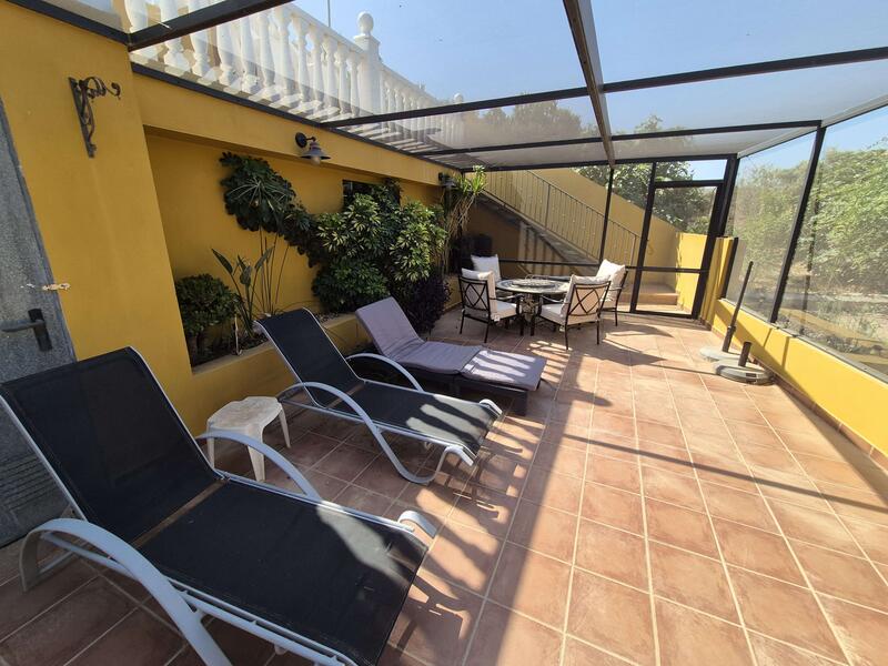 4 Cuarto Villa en venta