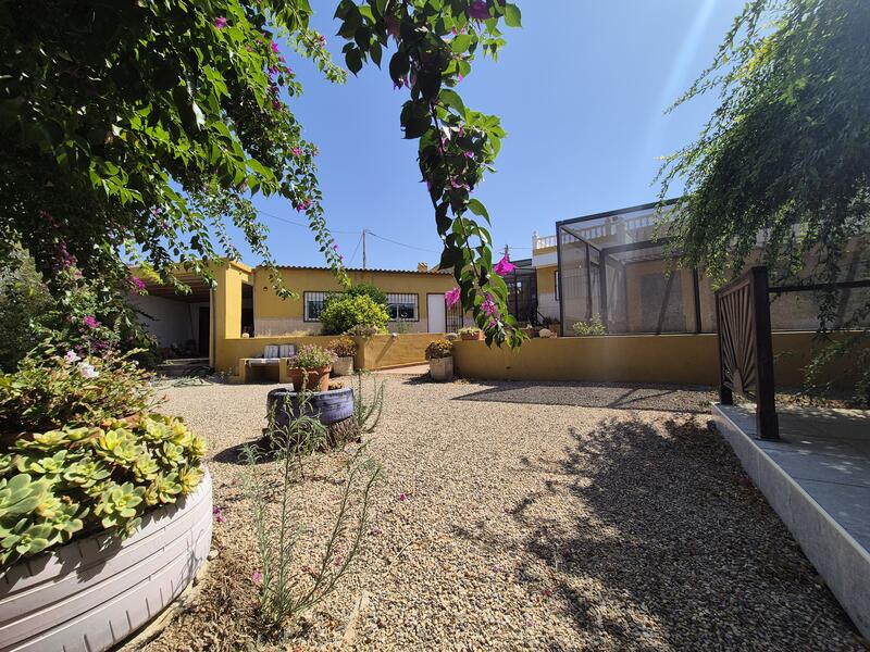 4 Cuarto Villa en venta