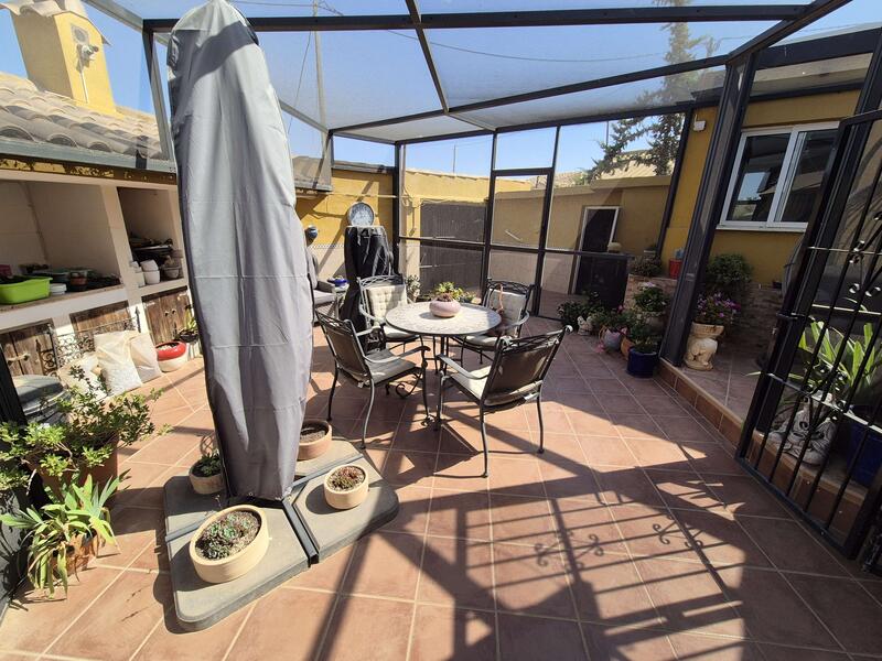 4 Cuarto Villa en venta