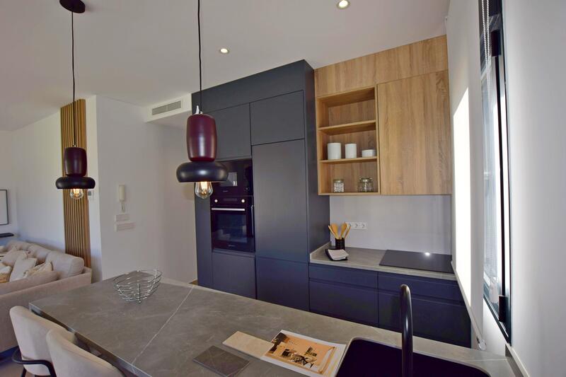 2 slaapkamer Appartement Te koop 2 slaapkamer Appartement Te koop