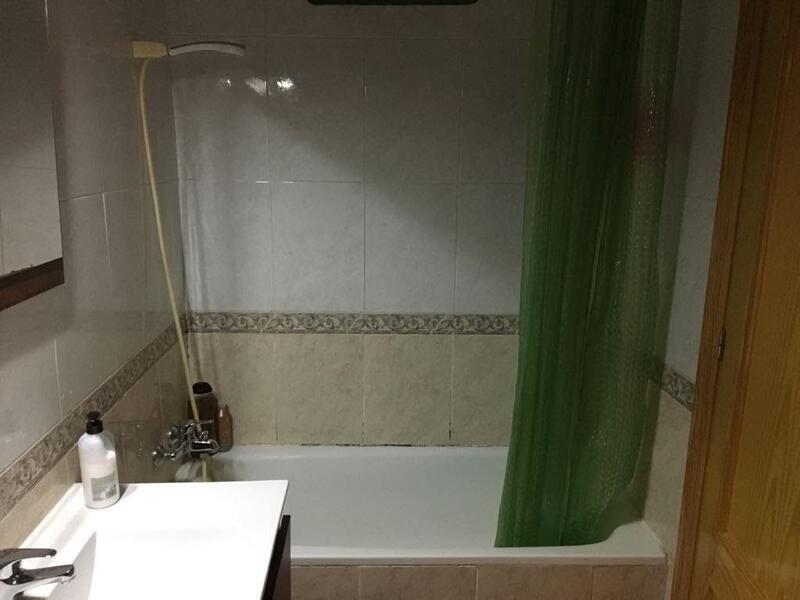 3 slaapkamer Gezinswoning Te koop