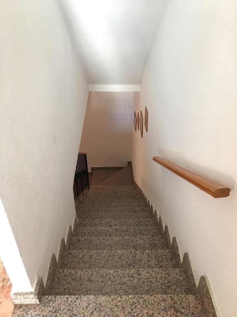 3 slaapkamer Gezinswoning Te koop