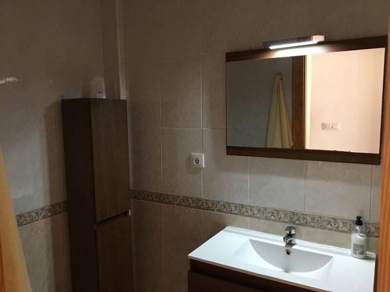 3 slaapkamer Gezinswoning Te koop