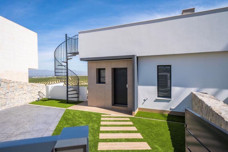 Townhouse for sale in La Finca Golf Course, Alicante