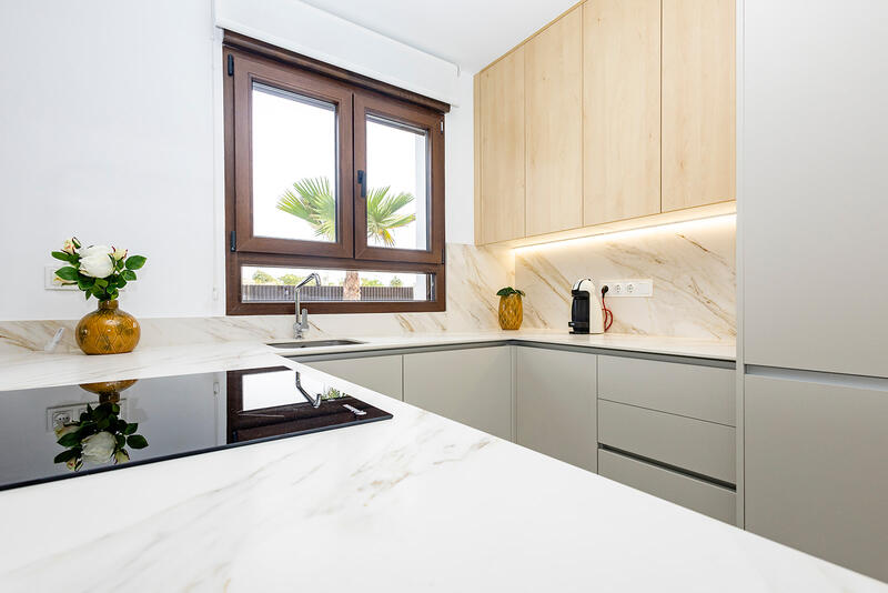 2 bedroom Townhouse for sale 2 bedroom Townhouse for sale