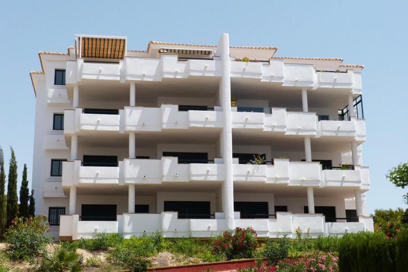 Appartement Te koop in Campoamor, Alicante