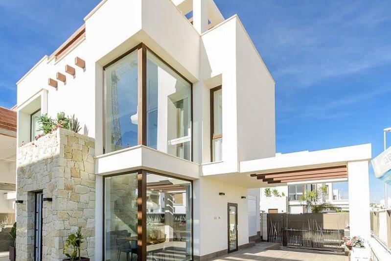 Villa for sale in Ciudad Quesada, Alicante