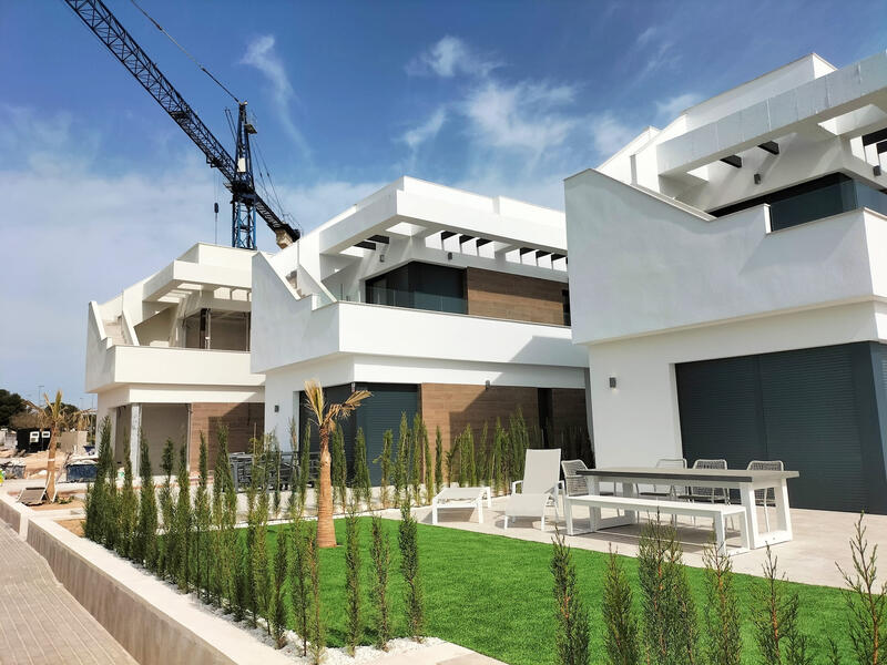 3 bedroom Villa for sale 3 bedroom Villa for sale