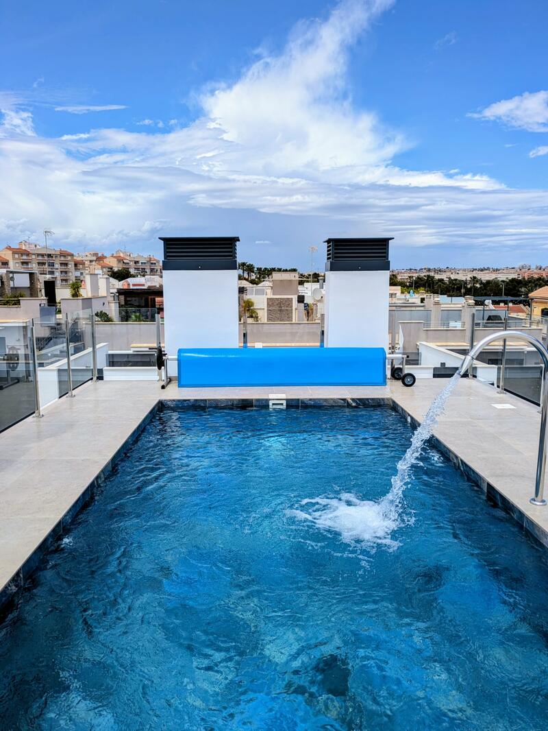 Apartment for sale in Torrevieja, Alicante Apartment for sale in Torrevieja, Alicante