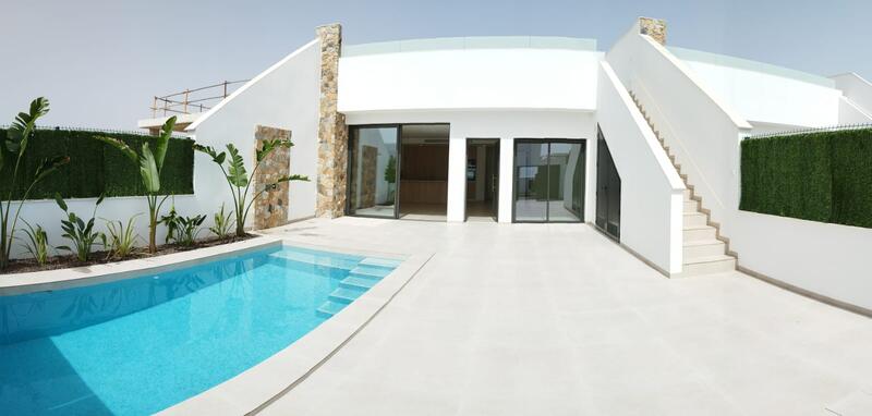 3 slaapkamer Villa Te koop 3 slaapkamer Villa Te koop
