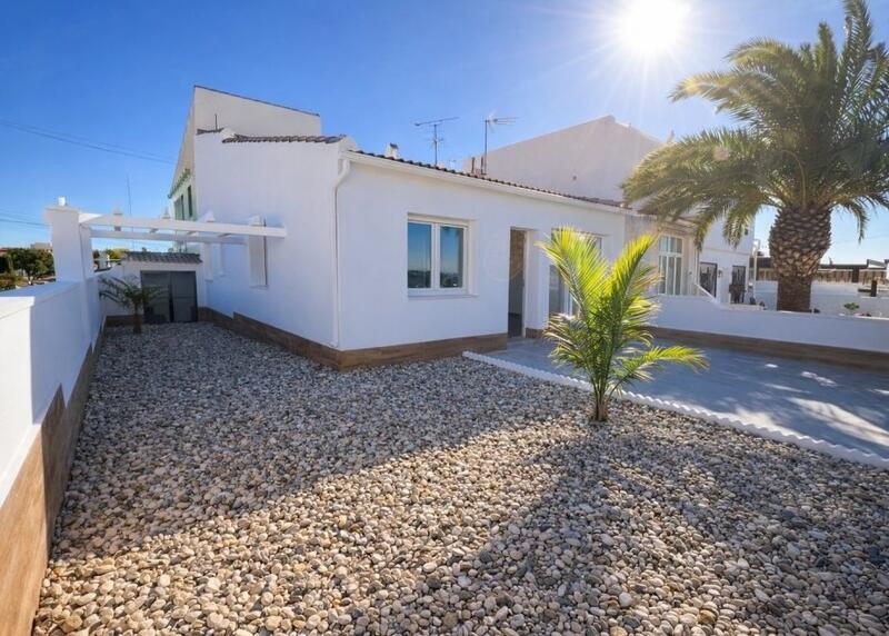 Rekkehus til salgs i Ciudad Quesada, Alicante
